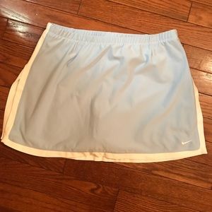 Nike dri-fit tennis skirt size small